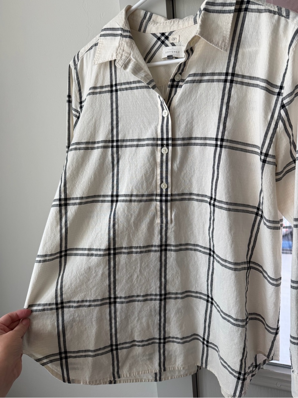 LOFT Cream and Black Plaid Button-Up Pullover Blouse - Picture 4 of 6